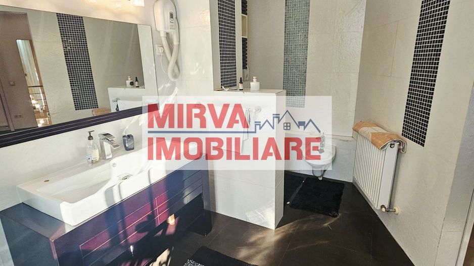 🏡 Casă deosebită – 2 unități locative, 6 dormitoare, zona Albert - Poză 45