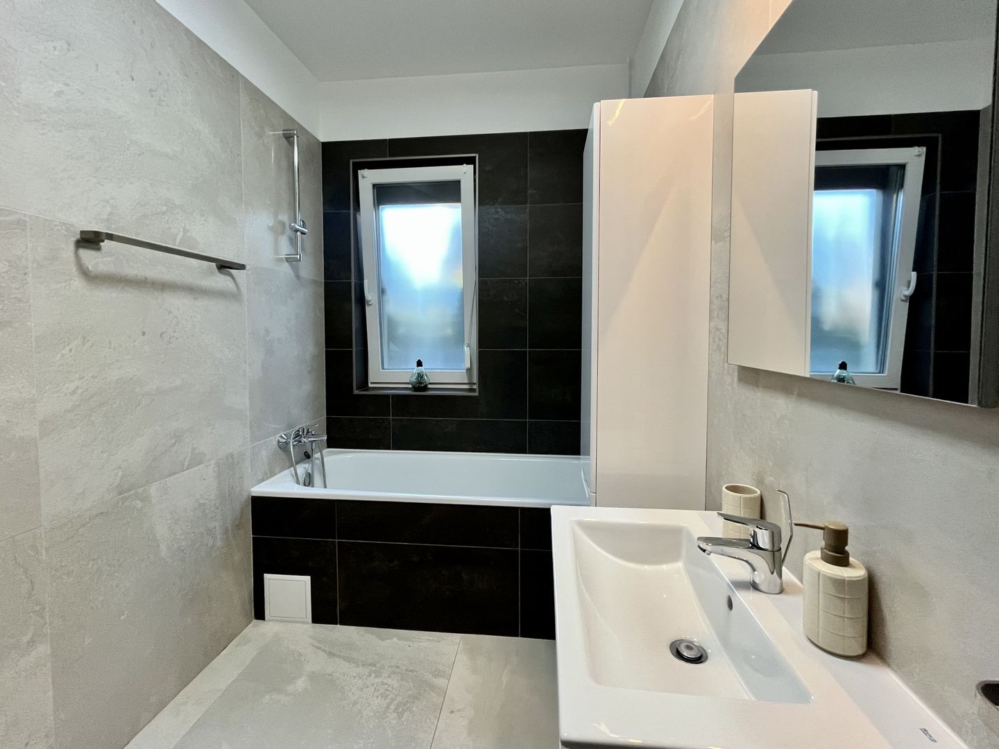 Apartament 3 camere, spațios si elegant, Braytim - Parcul Pădurice - Poză 23