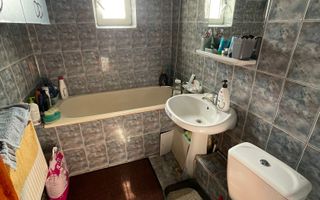 Nicolina 2 Clopotari - 3 camere decomandat - ETAJ 2/4 - 76mp - CT - Poză 5