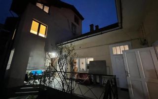 Casa cu 3 camere de vanzare, Andrei Muresanu - Poză 1