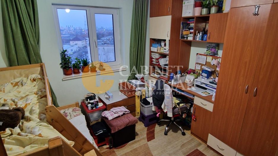 3 Camere Decomandat- Etaj intermediar+ Loc de parcare- Zona Alexandru cel Bun - Poză 2