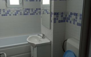 De inchiriat apartament cu 3 camere ICF, langa Scoala nr. 12, parter, 500 E - Poză 4