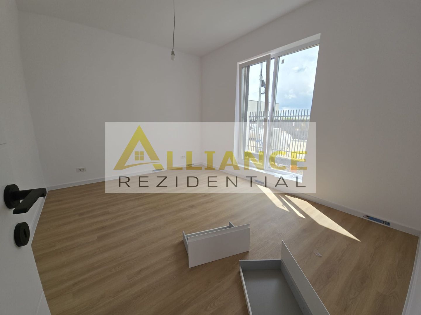 Casa 4 Camere | Cartierul nou - Poză 8