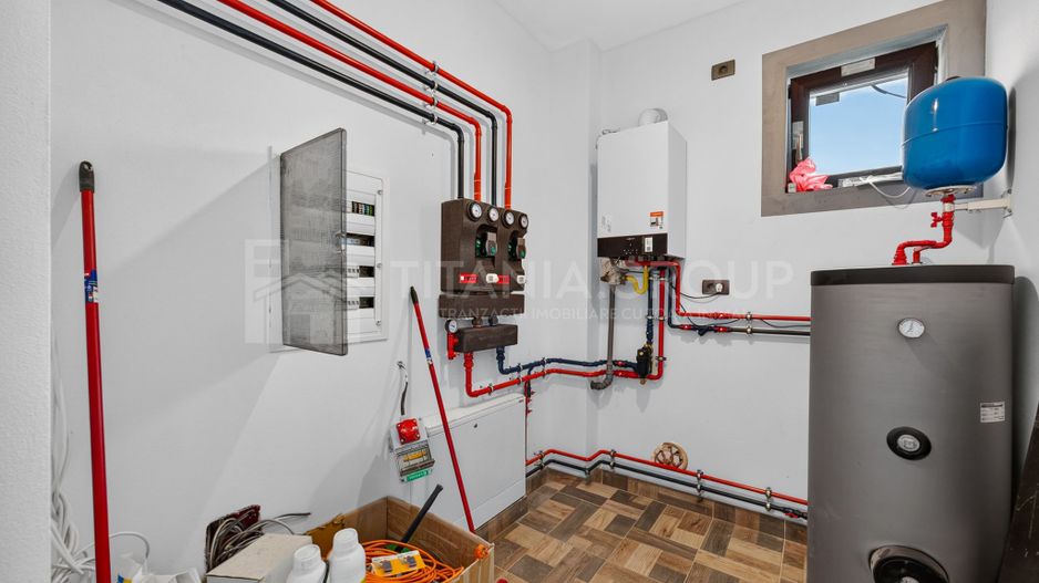 Vila cu arhitectura deosebita, teren 636mp, Cristian, Brasov - Poză 35
