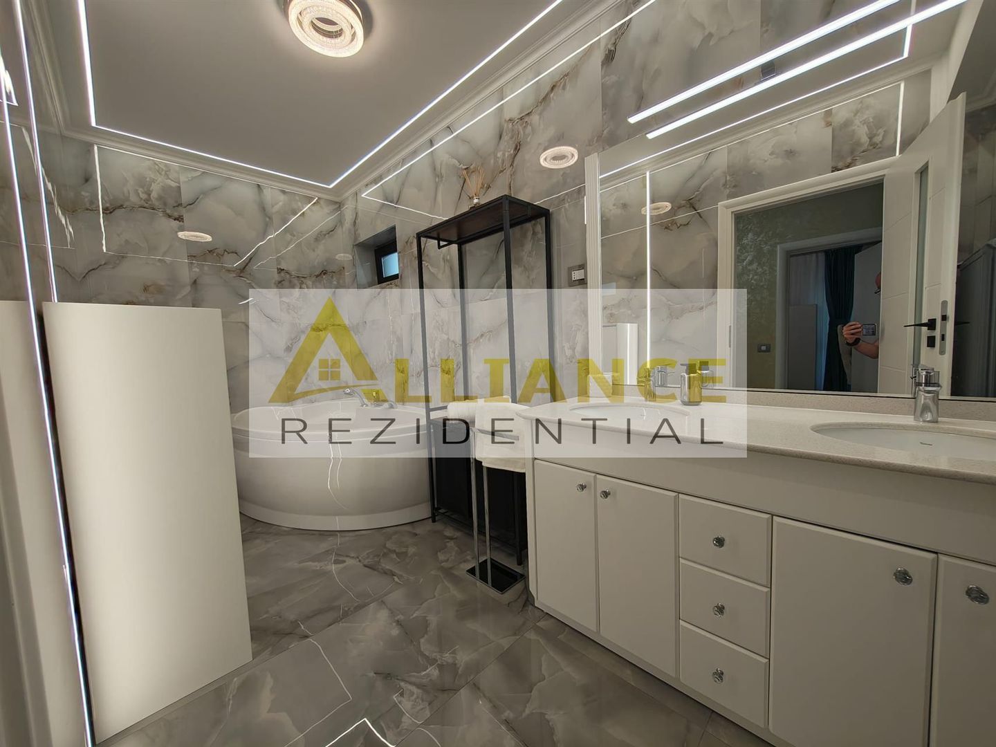 Vila premium P+1+M | 185 mp utili | Teren 650 mp | Piscina | Mobilata si utilata - Poză 16