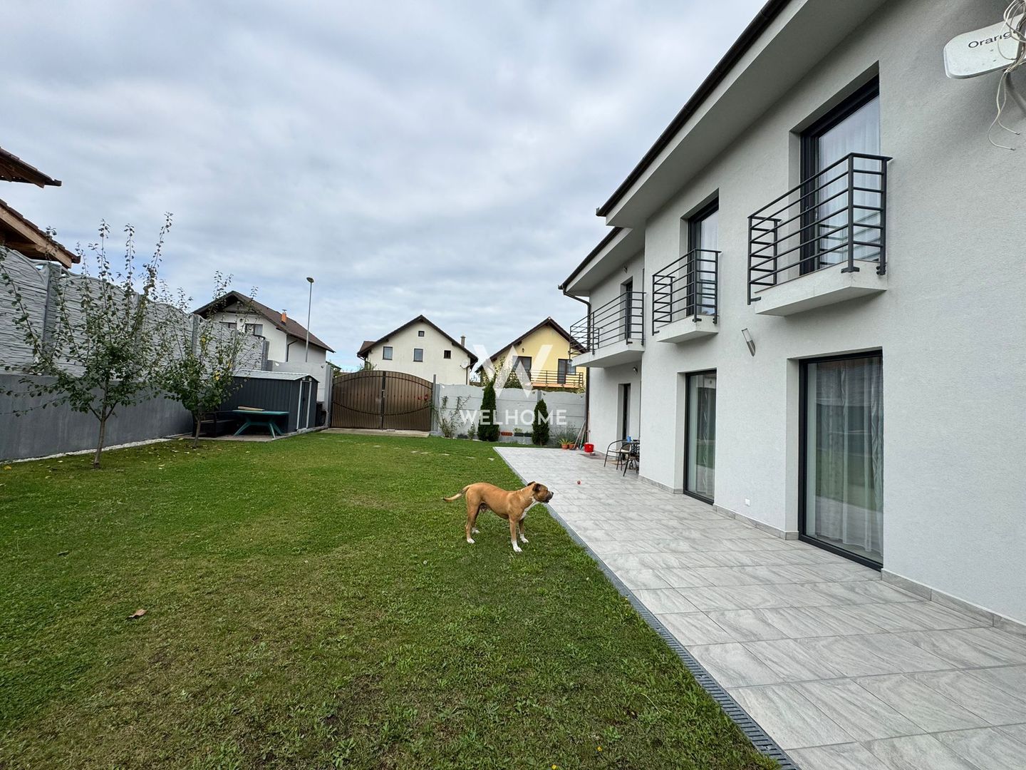 Casa superba , 5 camere si garaj ,zona linistita Sibiu - Poză 1