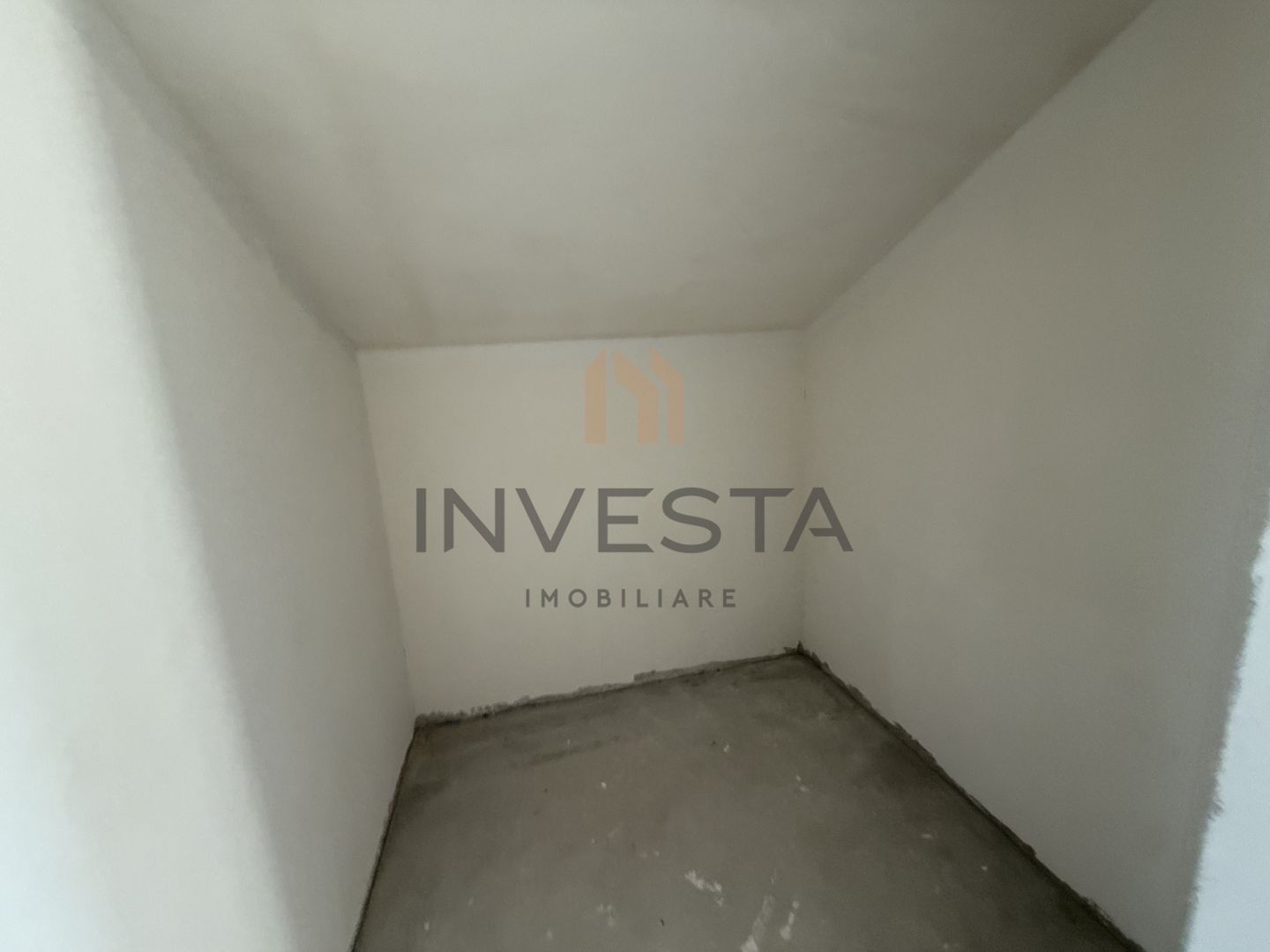 Duplex cu teren de 250 mp zona Baza Sportiva Gheorgheni. - Poză 10