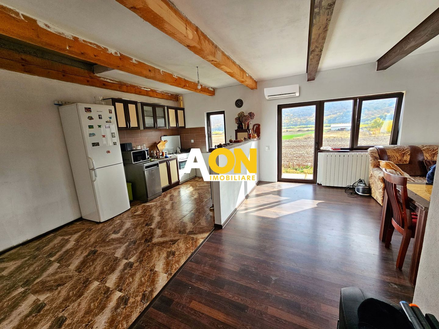 Casa semifinisata in zona pitoreasca, langa padure, 450 mp teren, Sard - Poză 3