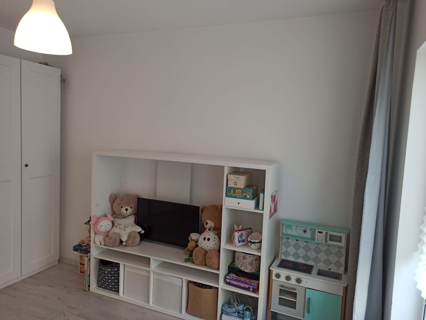 vila4cam2bai-curte-parcare-loc joaca-acces controlat-strOrizontului - Poză 51