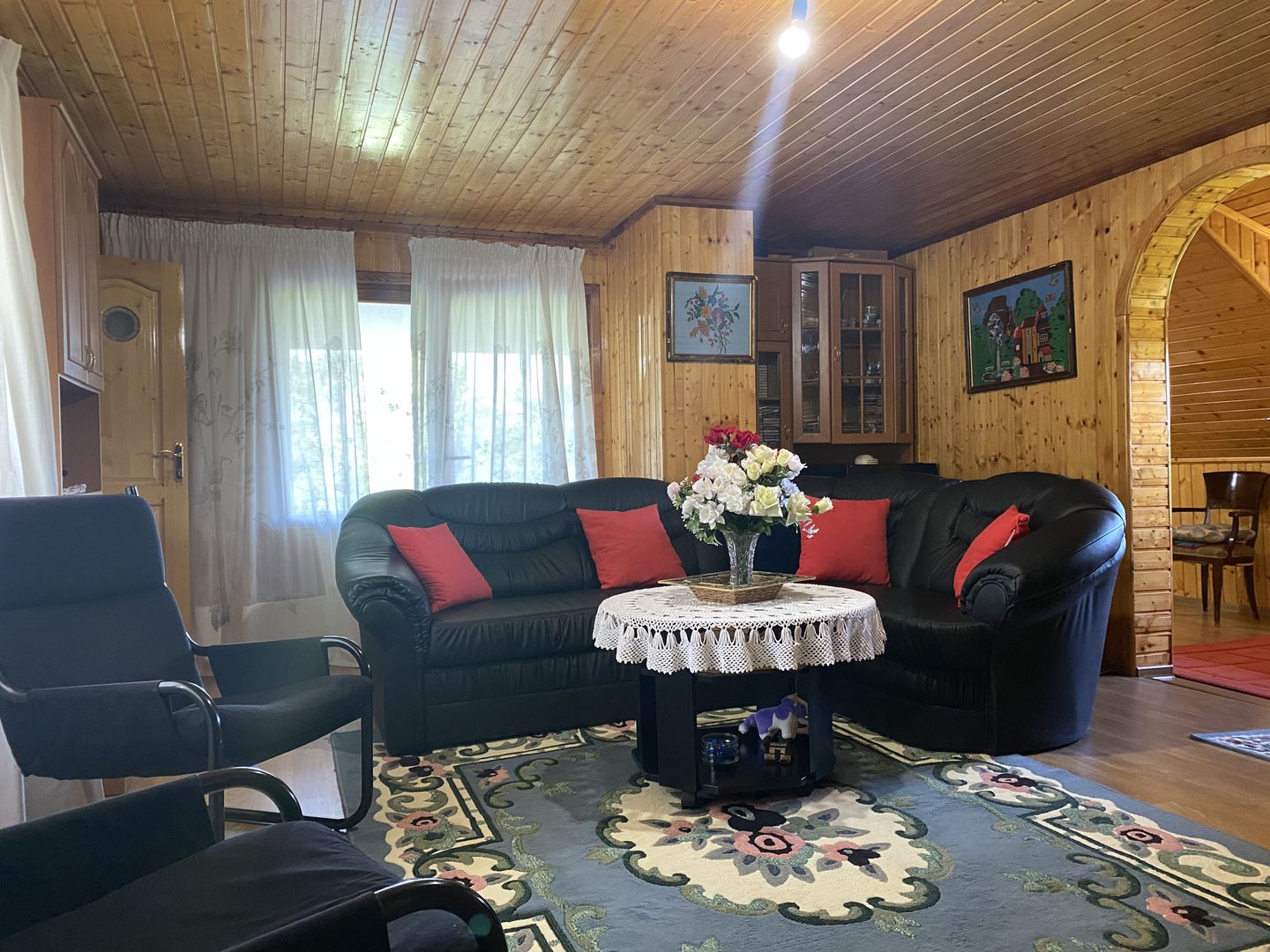Oaza de liniste si verdeata! Vanzare casa cu 5 camere in Pucioasa - Poză 13