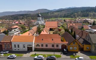 Casă Săsească Autentică cu Șură Impresionantă în Cristian – Teren 2729mp - Poză 6