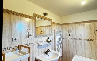 Casa individuala cu 5 camere si gradina in Colonia Sopor - Poză 9