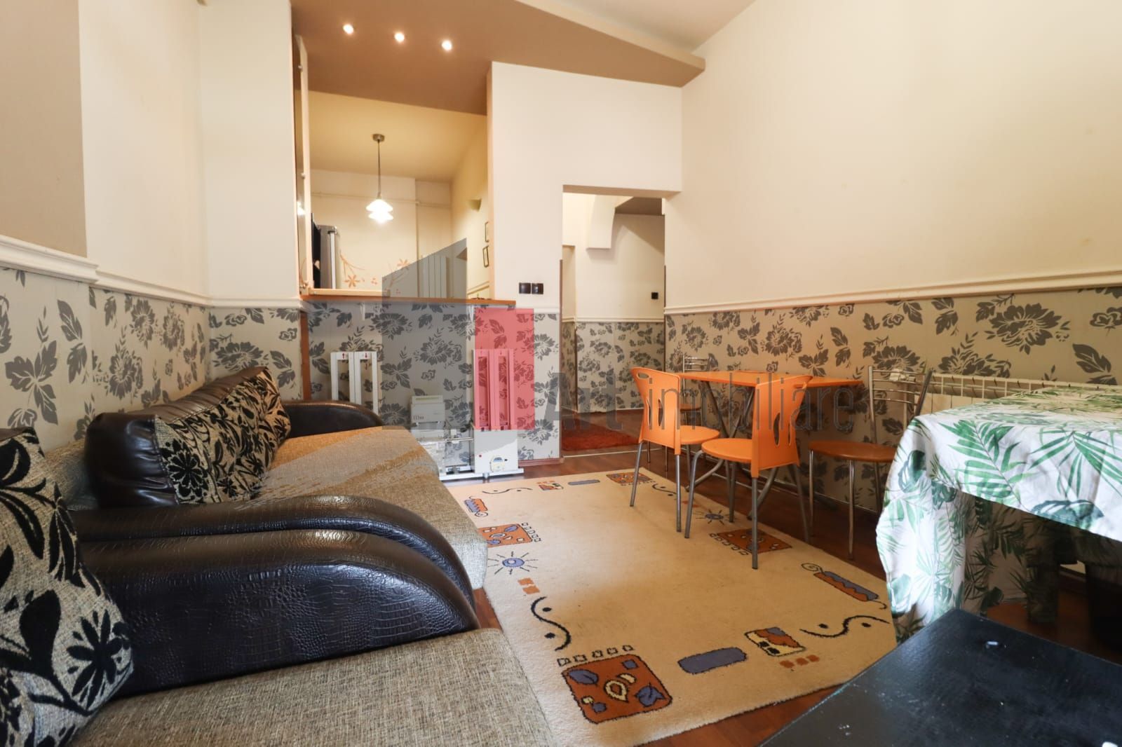 Vila "VARDA" , 200 MP utili, teren 160 mp - Poză 17