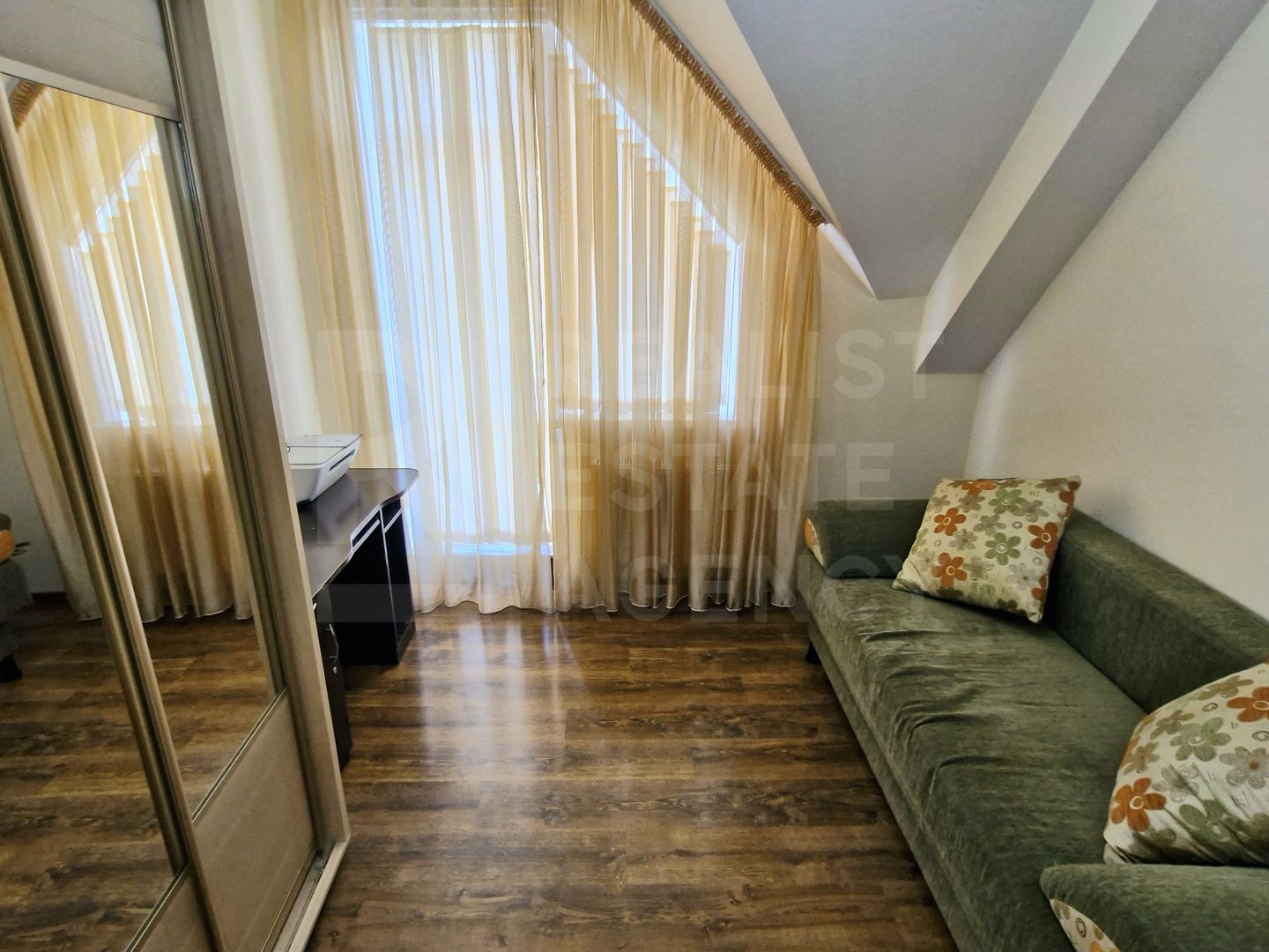 Chirie, apartament, 3 camere, str. Andrei Doga, Râșcani - Poză 10
