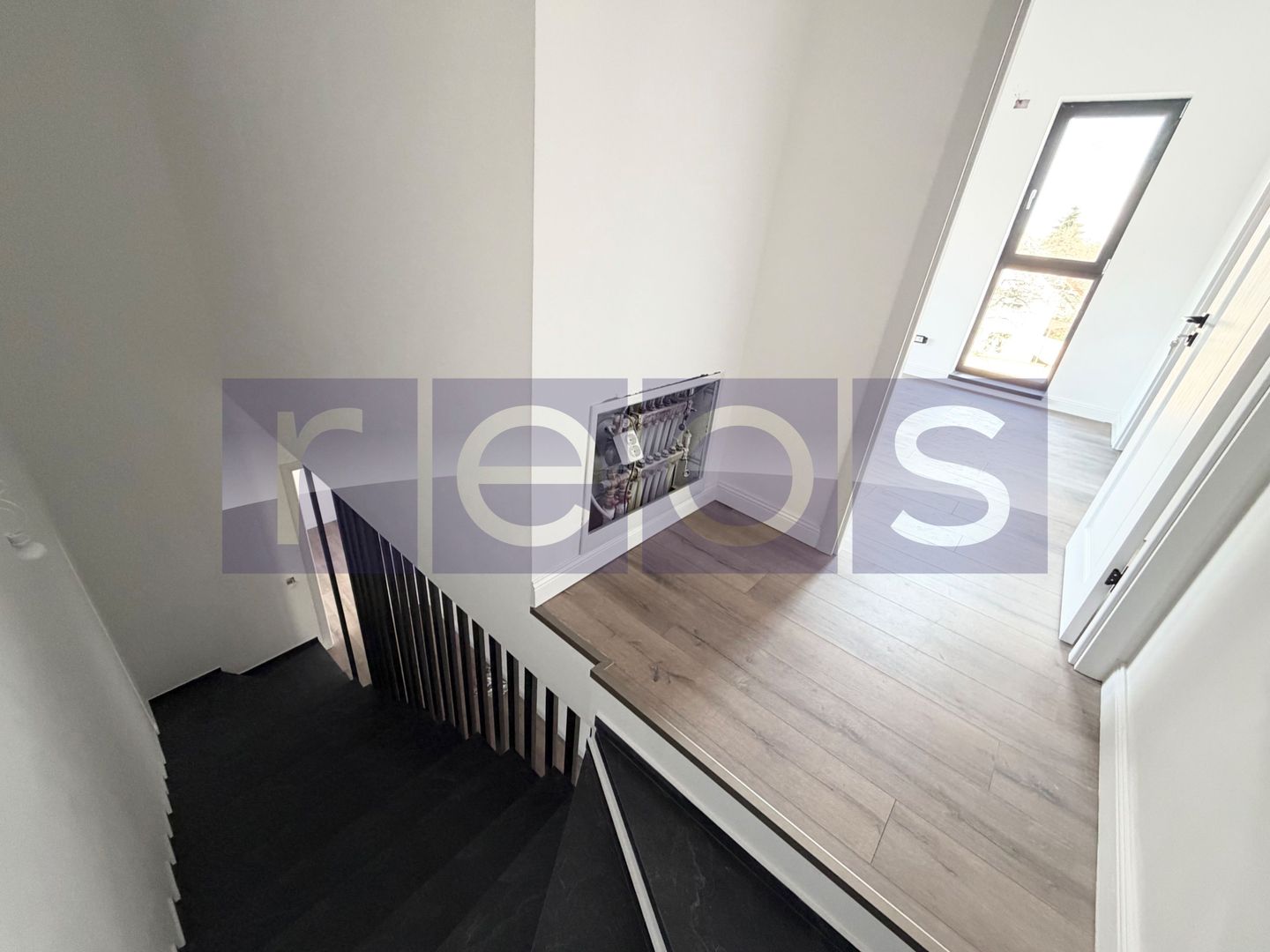 VILA INDIVIDUALA P+1+M | 284 MP UTILI | 5 DORMITOARE | ZONA BUCURESTII NOI - Poză 16