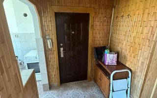 Ag BRASADAS vinde apt. 2 cam ULTRACENTRAL etaj 4/4. - Poză 3