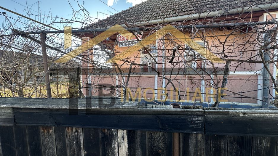 Casa de vanzare 4 camere, 2240mp teren, Zona Raciu - Poză 12