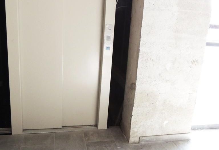 Imobil  ideal pentru business | Parcare subterana | Trafic Intens - Poză 10