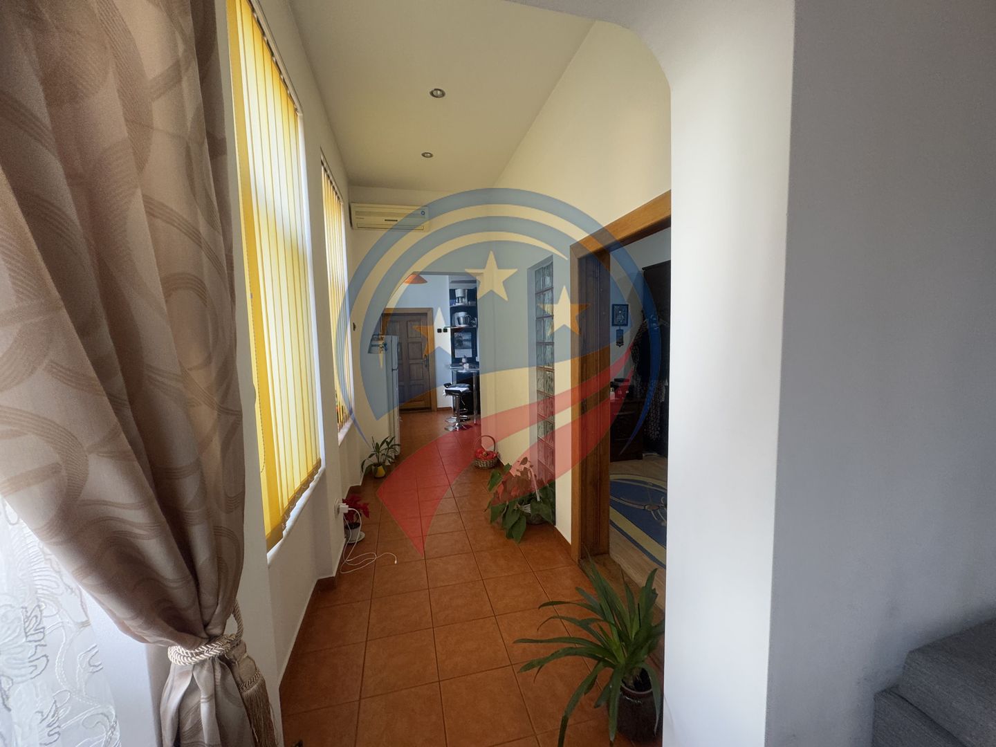 Casa cu 4 camere,  Zona Centrala-  Sf. Apostoli - Poză 12