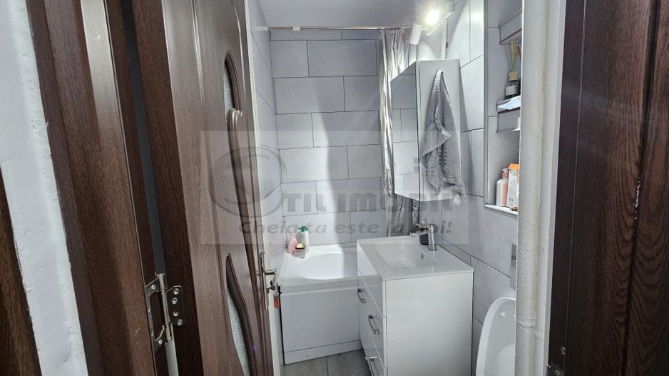 Apartament 2 camere renovat, 90.000 euro - Poză 6