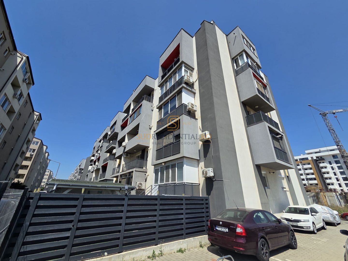 Apartament modern, 2 camere, terasă 17.8mp – complet mobilat și utilat - Poză 12