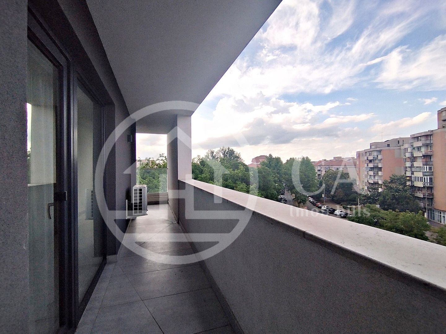 Apartament cu 3 camere de inchiriat in Prima Panorama zona Decebal, Oradea - Poză 8