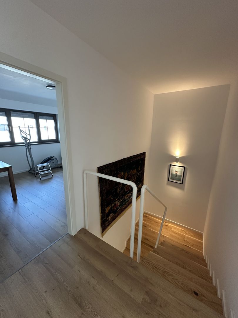 Casa deosebita intr-un cartier privat cu bariera - Poză 23