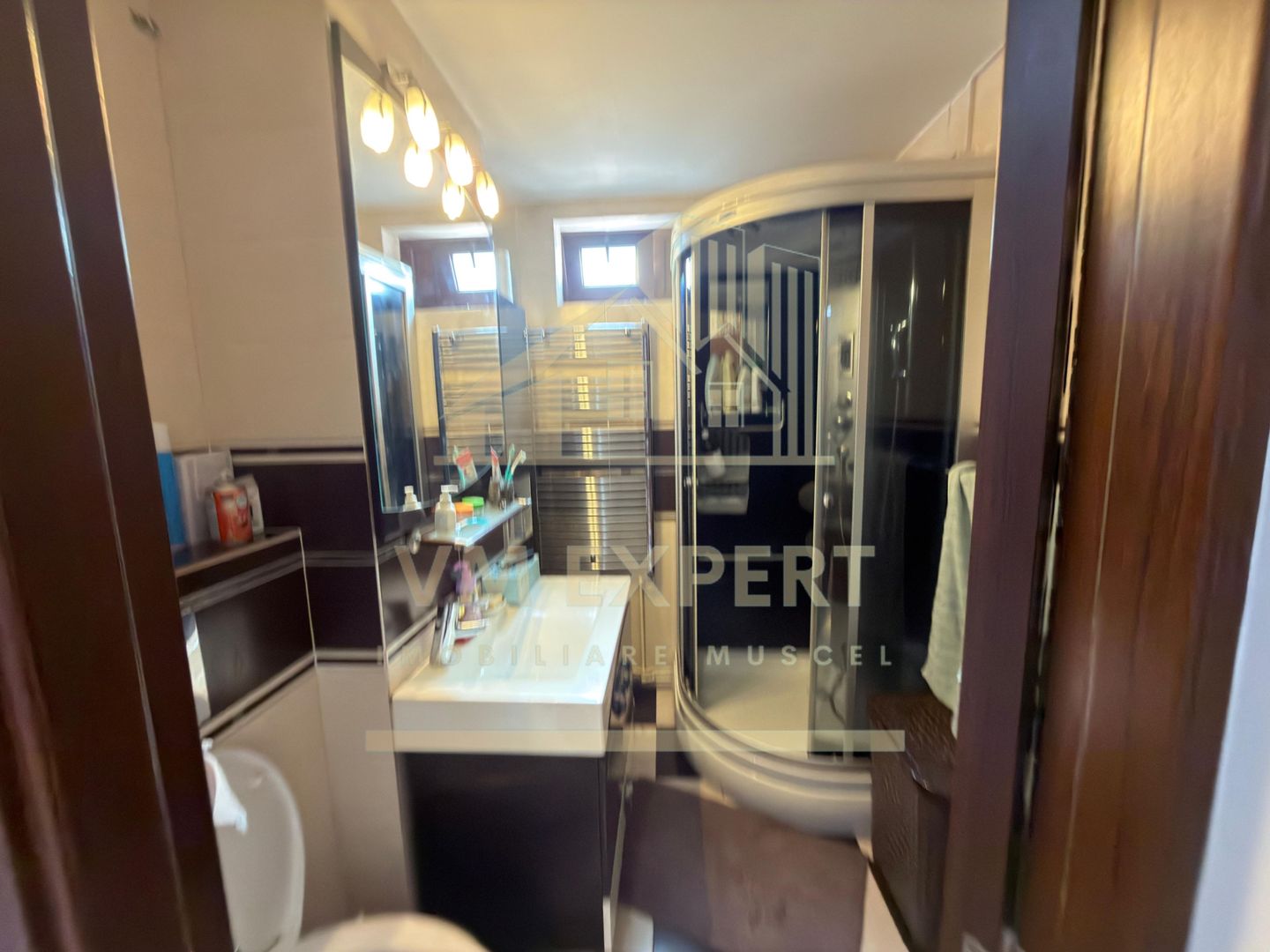 APARTAMENT 3 CAMERE ETAJ 3 VIȘOI CAMPULUNG - Poză 12