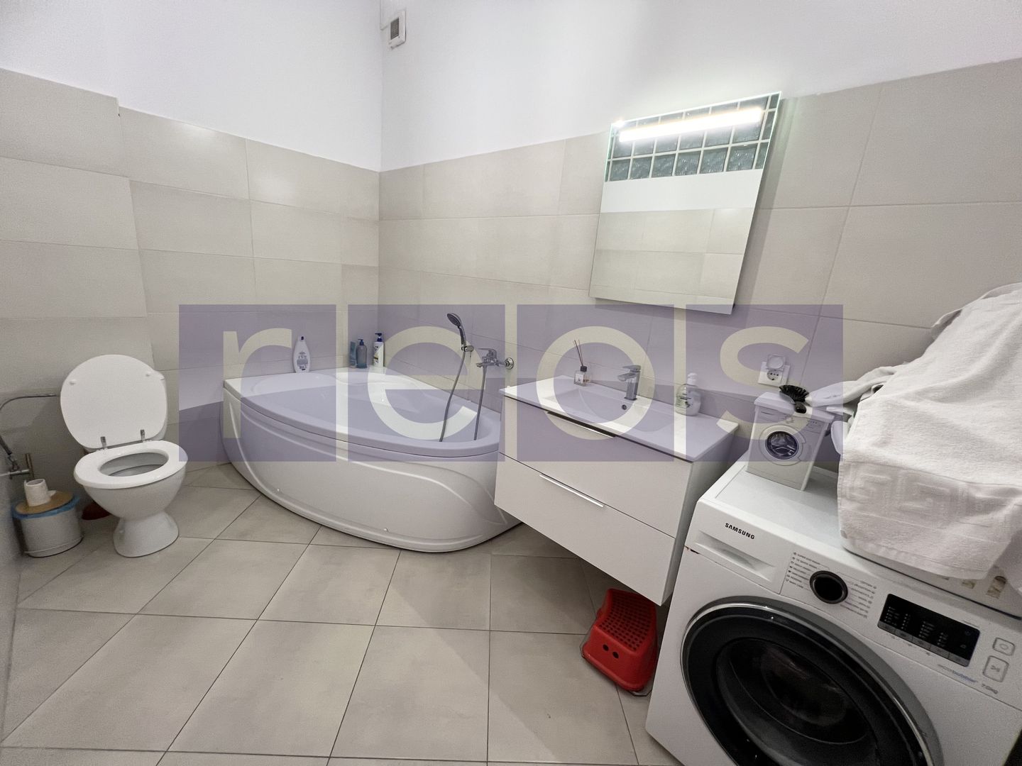 VANZARE | 3 CAMERE | PIATA CHIBRIT | TERASA | BOXA SI GARAJ INCLUSE - Poză 9