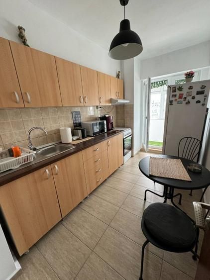 De Inchiriat Apartament 2 camere renovat, zona Unirii - Poză 7