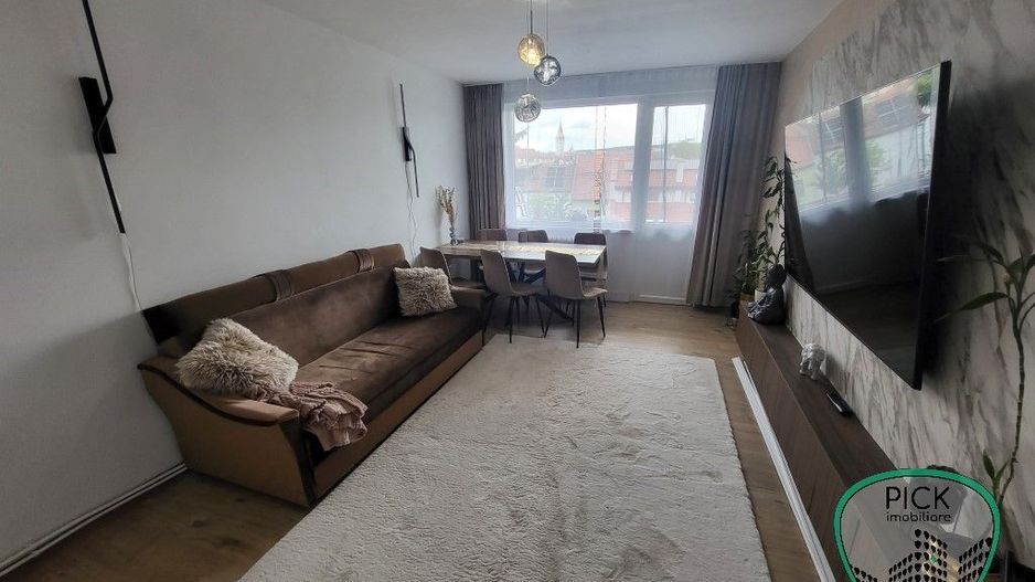 P 4157 - Apartament cu 3 camere în Târgu Mureș, zonă Semicentrală - Poză 4