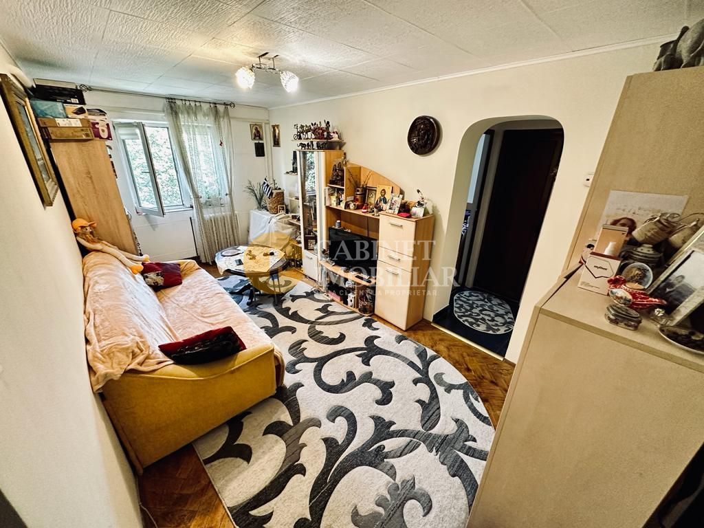 Rond Podu Ros - Apartament 2 Camere - Bloc Fara Risc - Poză 1