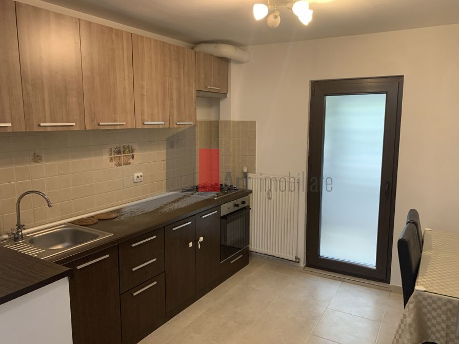 APARTAMENT 2 CAMERE  RAHOVA - Poză 4