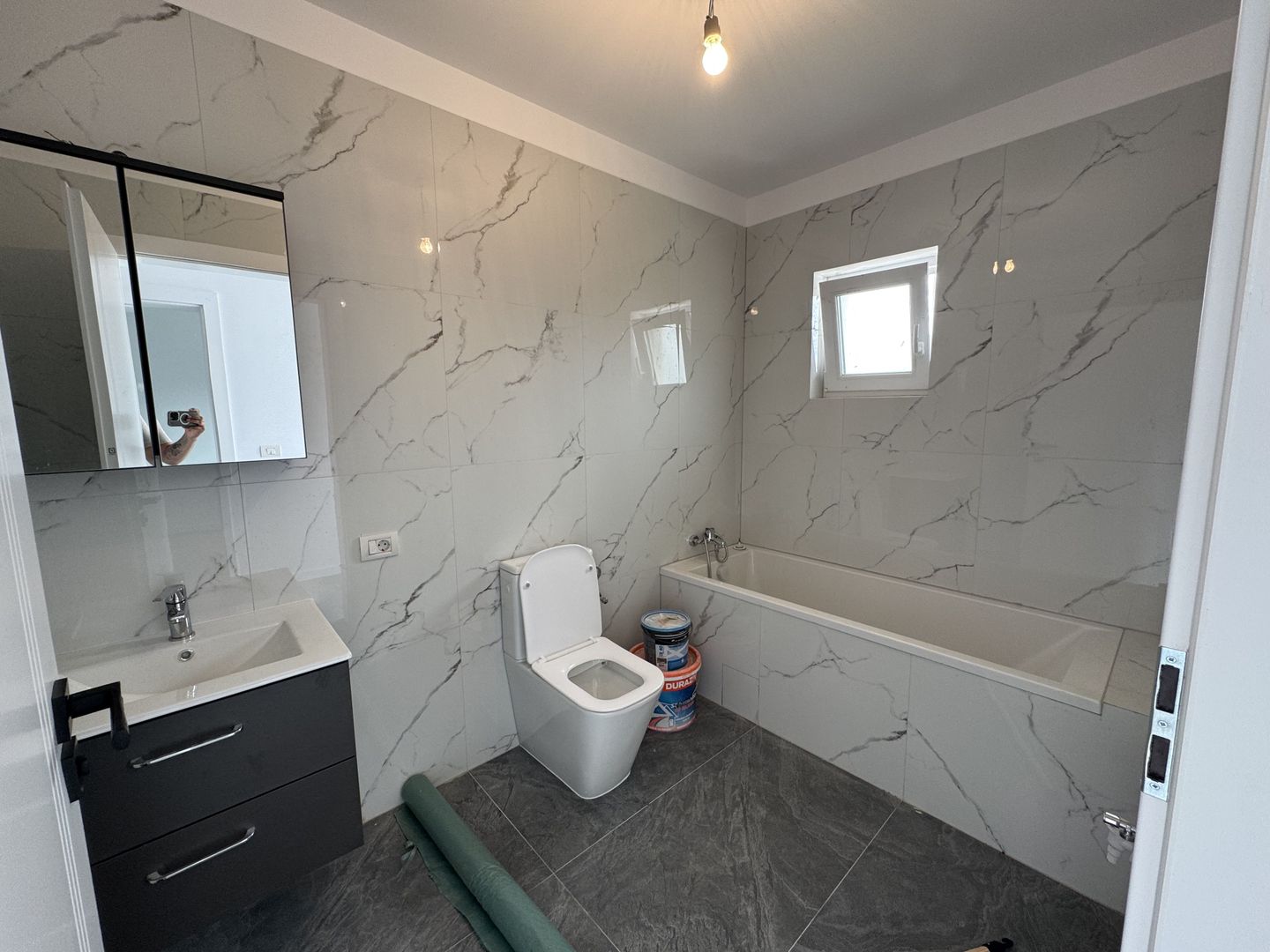 Sanmihaiu Roman, Duplex pe Parter, 3 camere,2 bai,terasa spatioasa - Poză 8