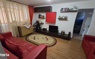 APARTAMENT CU 3 CAMERE DE VÂNZARE – MICRO 17 - Poză 2