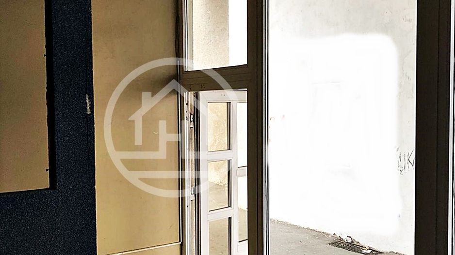 Spatiu comercial de inchiriat cu 3 camere in zona Centrala, Oradea - Poză 3