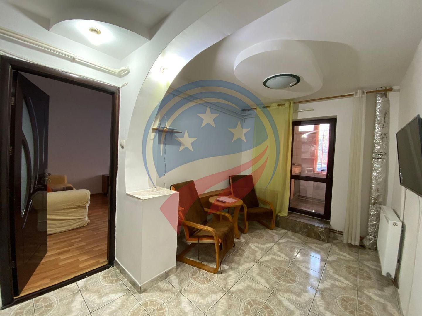 CHIRIE AP 2 CAMERE ROVINE CU CENTRALA - Poză 1