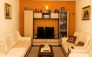 Vilă Ultracentrală Pașcani – Poziție pe Colț, Pereți 60 cm, Mobilată și Utilată - Poză 5