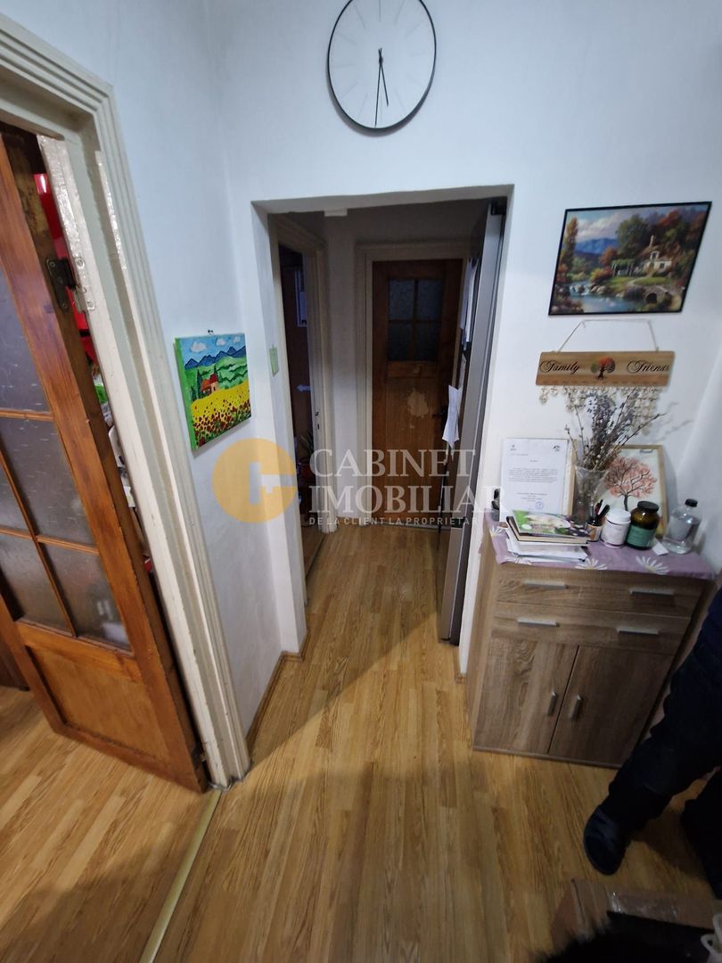 3 Camere Decomandat- Etaj intermediar+ Loc de parcare- Zona Alexandru cel Bun - Poză 7