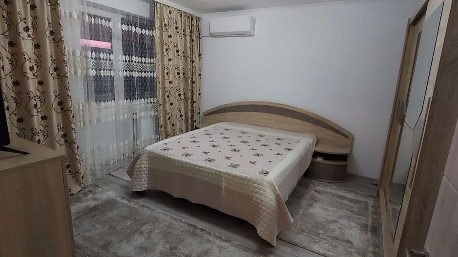 Vand apartament decomandat cu 2 camere - Poză 3