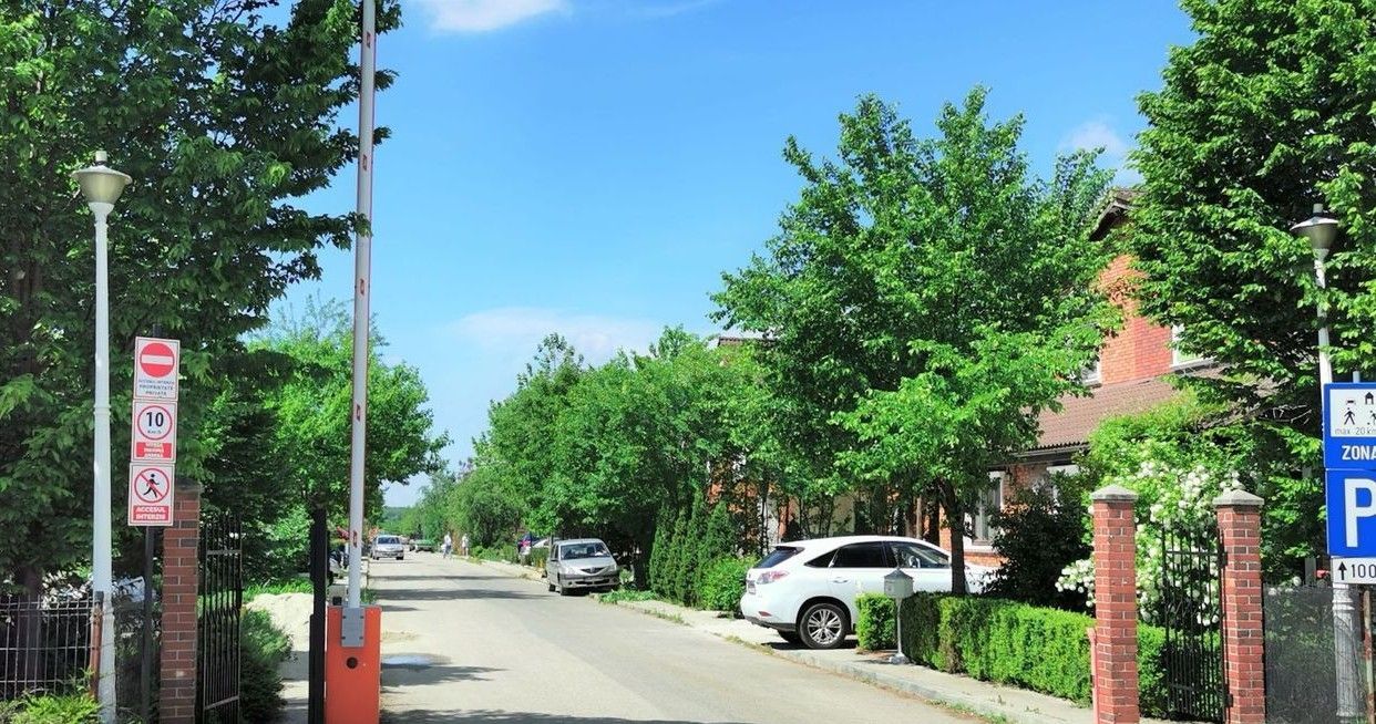 Corbeanca, inchiriez vila stil american, cu semineu si panouri solare - Poză 17