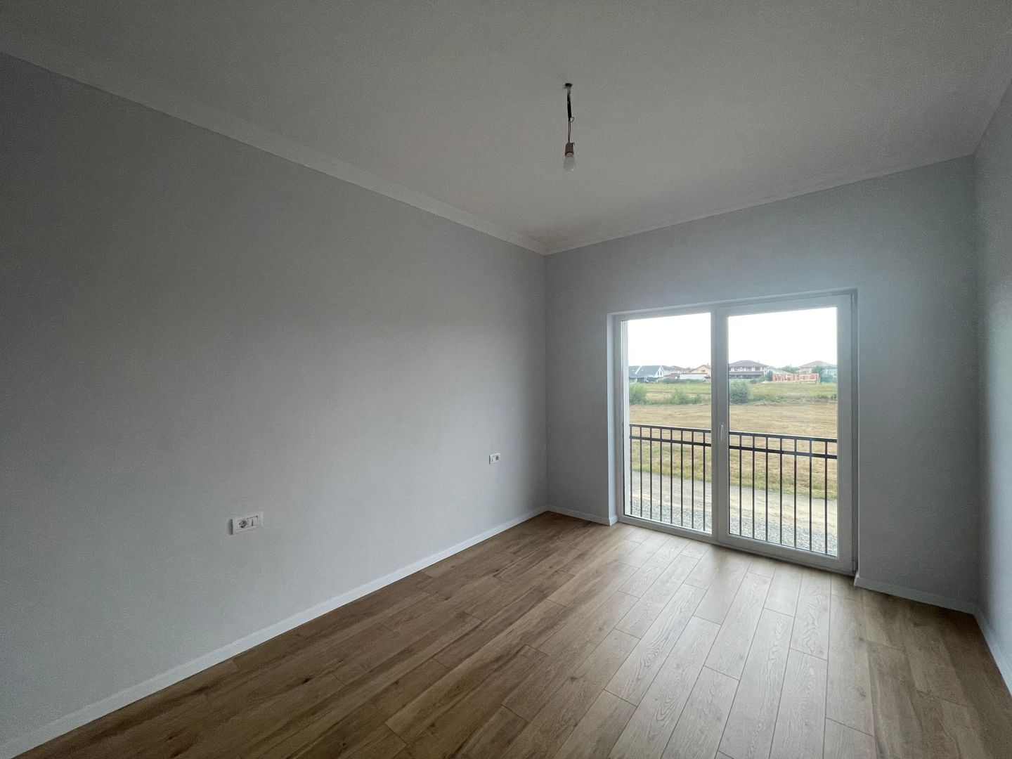 Duplex 5 camere cu finisaje premium-Moșnița Nouă - Poză 12