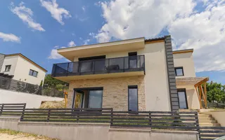 Casa individuala superba, amenajata in stil scandinav Dezmir - Poză 46