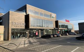 Chirie, spațiu comercial, 1200 mp, orașul Falești - Poză 1