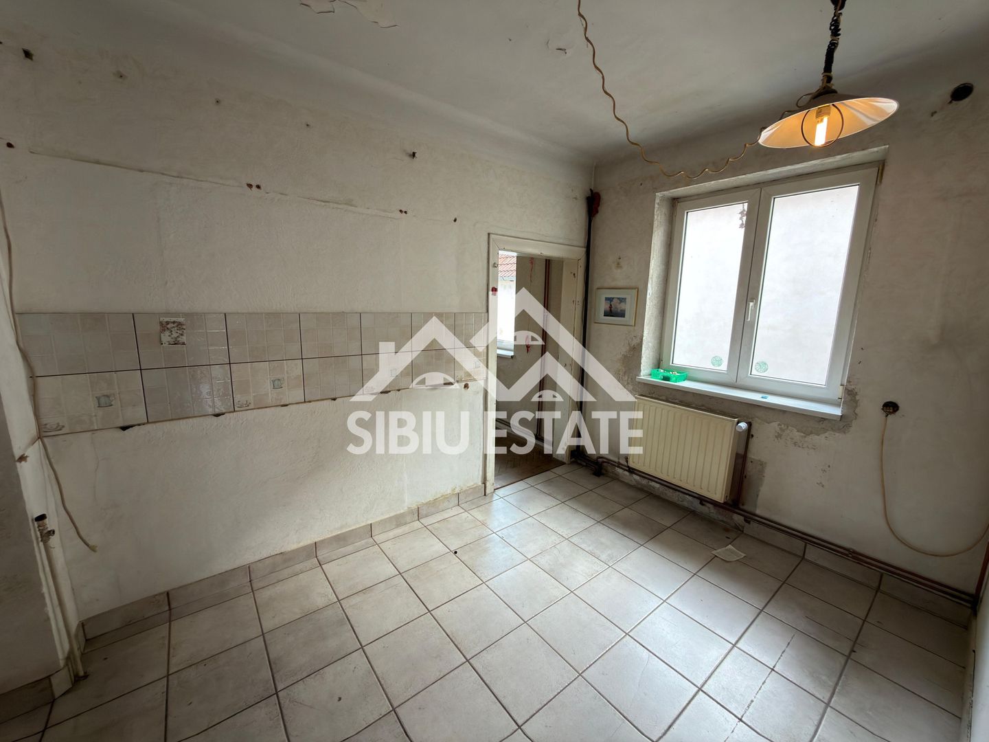 Casă de vânzare în cartierul Turnișor , Strada Livezii, Sibiu - Poză 2