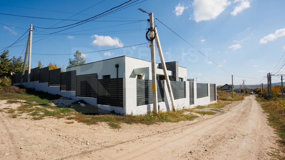 Vânzare, Casă Hi-Tech, 4 camere, str. Ion Suruceanu, Ialoveni - Poză 37
