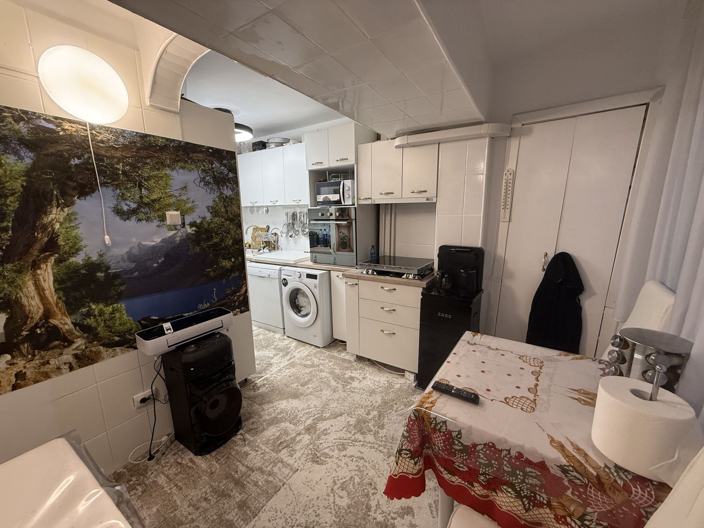 Ap 3 cam 90 mp -cu balcon - et 1- mobilat/utilat-langa Mega Mall - Poză 7