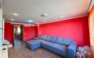 Apartament cu 3 camere | pe 2 niveluri | cu garaj | zona centrala | sat Arinis - Poză 3