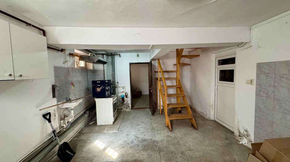 OPORTUNITATE - vila-curte individuala-garaj la Domenii-Popisteanu - Poză 27