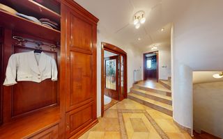 Casa individuala - 7 camere, 278 mp utili - Strand - Poză 13